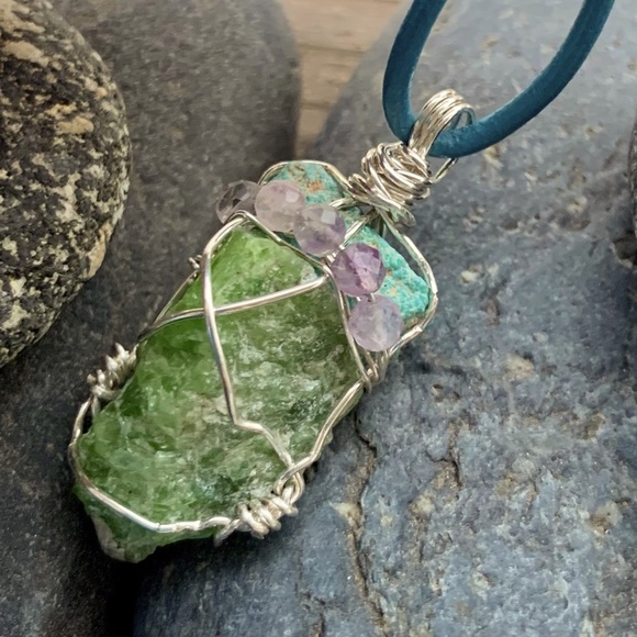 Turquoise, Chrome Tremolite & Fluorite Necklace - Picture 6 of 14